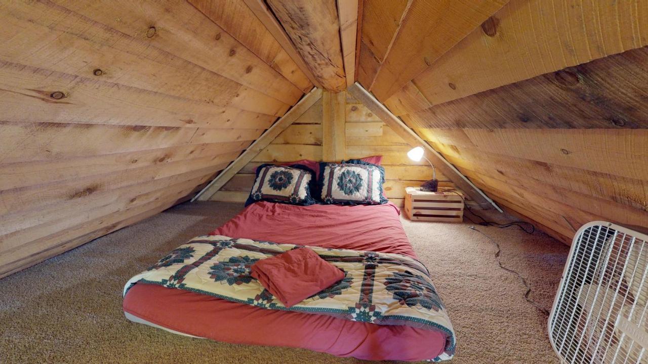 Canyon View Family Cabin, Deck, Tv Room, Games, Bbq, Campfire Monticello Εξωτερικό φωτογραφία