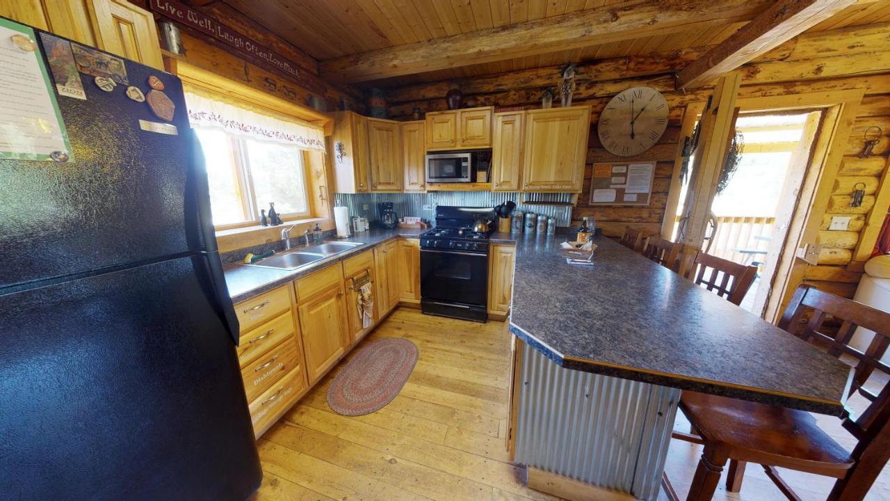 Canyon View Family Cabin, Deck, Tv Room, Games, Bbq, Campfire Monticello Εξωτερικό φωτογραφία