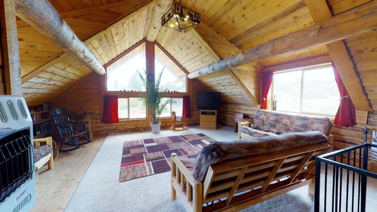 Canyon View Family Cabin, Deck, Tv Room, Games, Bbq, Campfire Monticello Εξωτερικό φωτογραφία